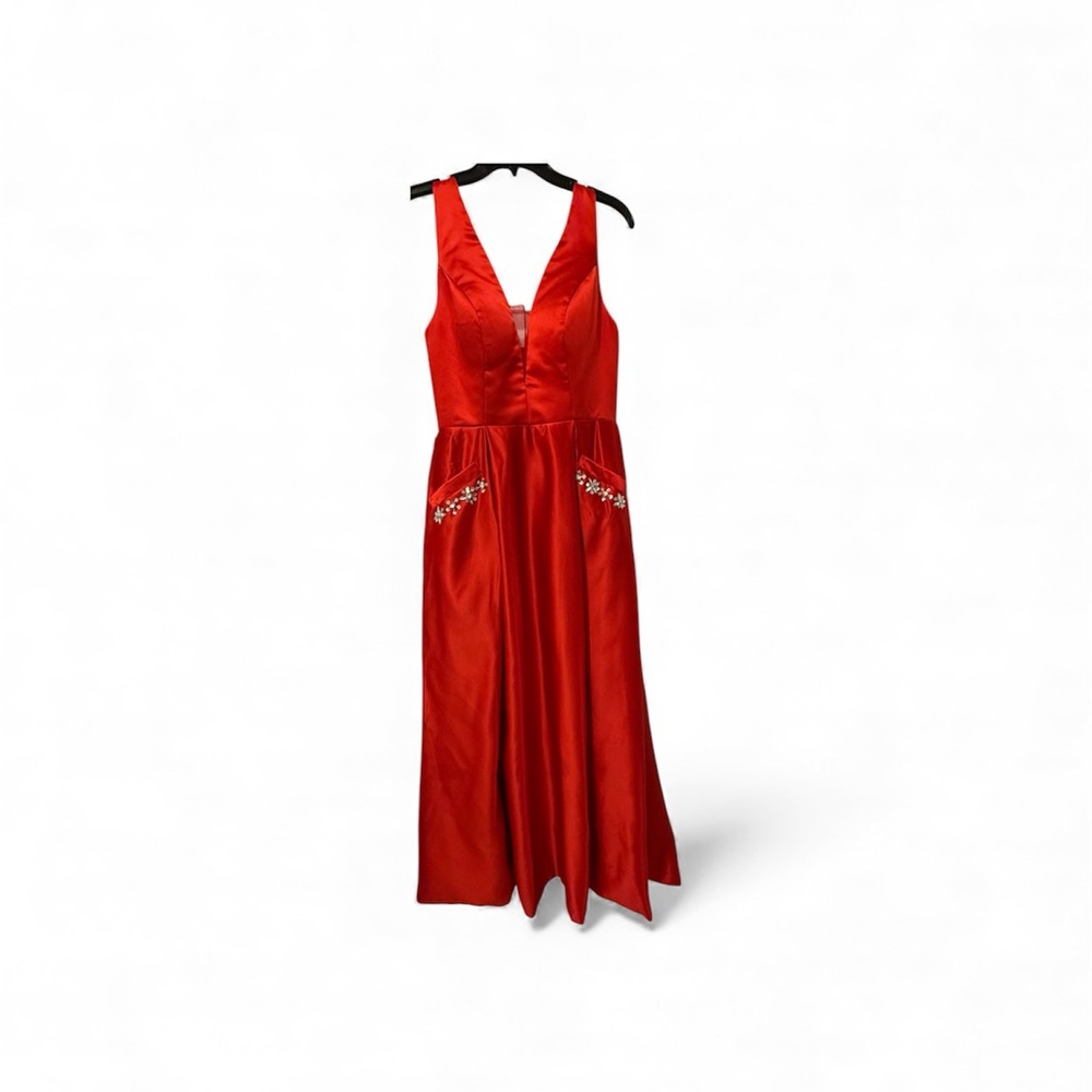 Elegant Red Evening Gown